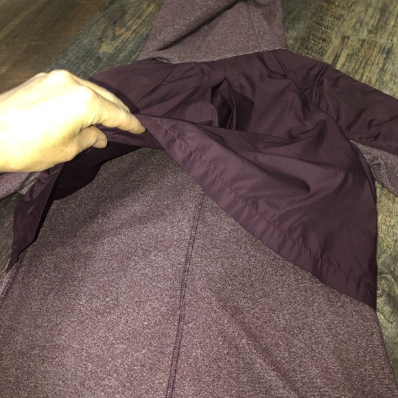 Women’s under armour sweater jacket - Picture 8 of 8